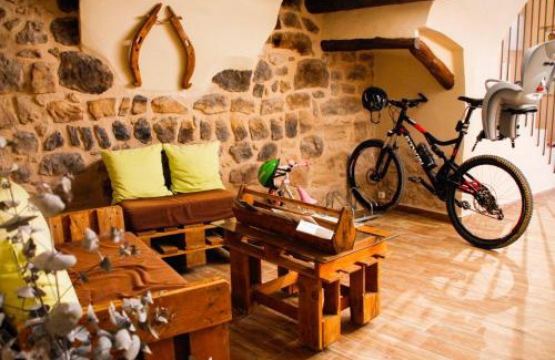 Horta de Sant Joan House | La Casa del Castell