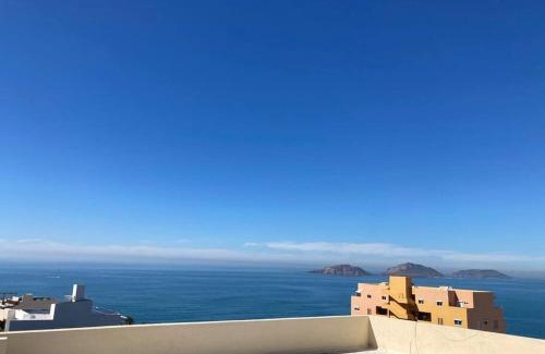Balcones de Loma Linda House | La casa del cerro con vista al oceano pacifico