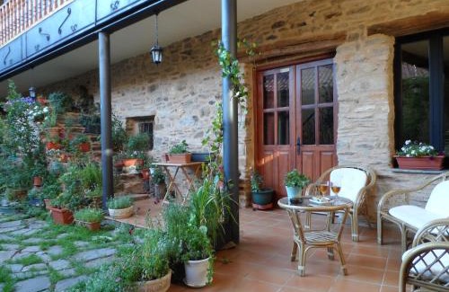 Quintanilla de Somoza House | La Casa del Filandón- HOTEL RURAL