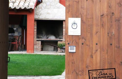El Poyo del Cid House | La Casa del Herrero