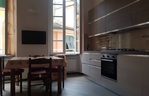 Arzeno Apartment | La Casa del Pinguino - In the Center with AC