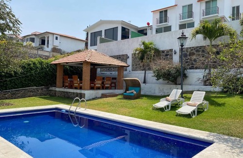 Lomas de Cocoyoc House | La Casa del Kiosko