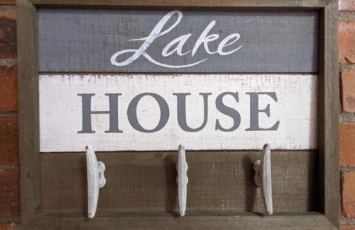 Santa Catarina Barahona Ski Chalet | La Casa del Lago