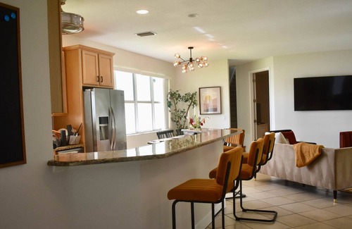 Land O' Lakes House | "La Casa Del Lago" Lakefront Oasis w/ Jet Ski rental Avl!