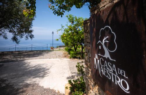 Marina di Pisciotta House | La casa del Maestro
