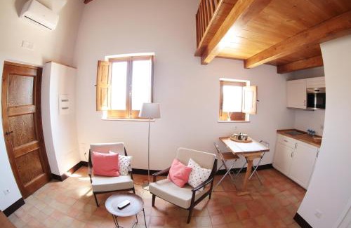 Locri House | La Casa del mandarino di Borgo Carbone