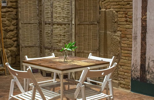 Balaguer Apartment | La Casa Del Miracle. 1st floor ; 4 bedrooms.