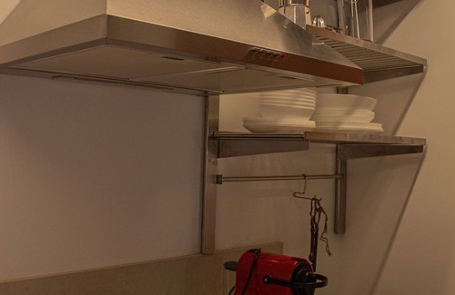 Balaguer Apartment | La Casa Del Miracle. 2 bedroom apartment.