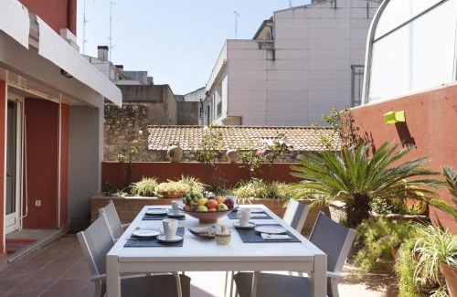 Figueres Apartment | La casa del Piano