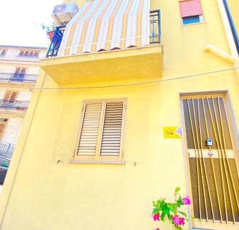 Corleone House | La Casa del Sole