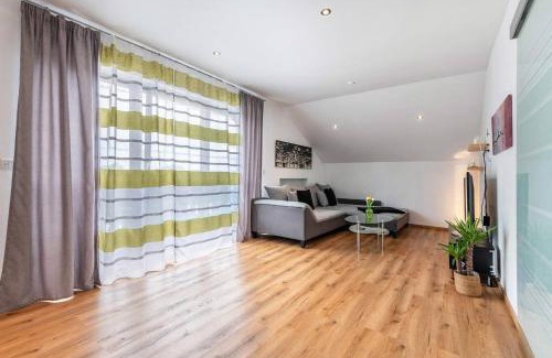 Reisbach Apartment | La Casa DeMa