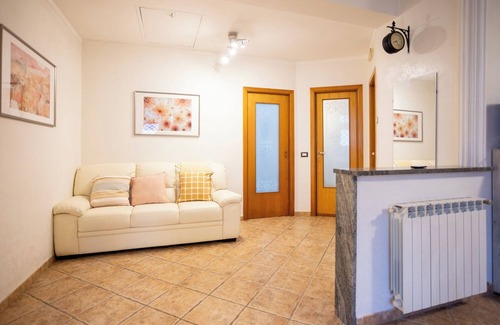 Naples Apartment | La Casa di Daeny - Two Bedroom Apartment, Sleeps 3