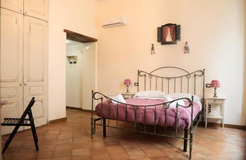 Rione Duomo Apartment | LA CASA DI NONNA LELLA 1
