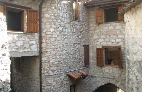 Montemonaco House | La casa di Pilato