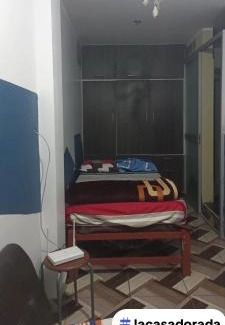 Hualmay House | La casa dorada