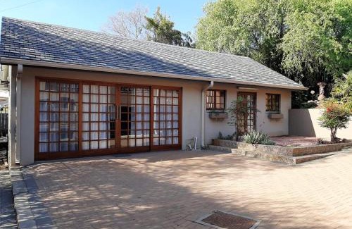 Waverley House | La Casa Guest House