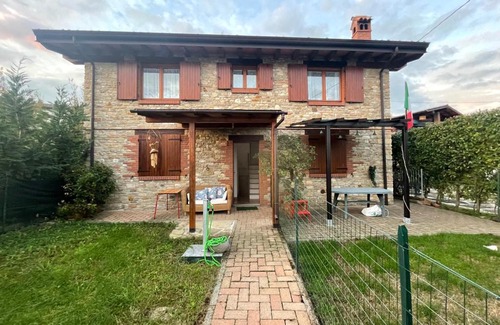 Bassano Sotto Apartment | La casa in sasso
