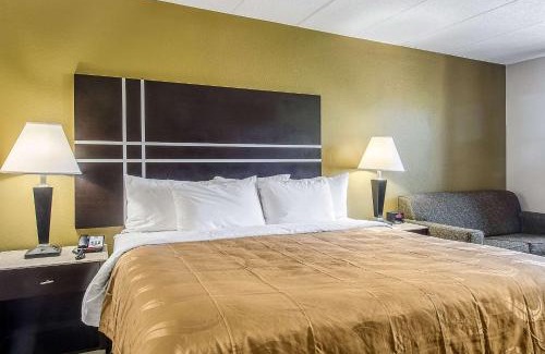 Middleborough Hotel | La Casa Inn & Suites-Middleboro