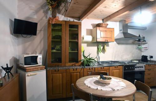 Rogliano Apartment | LA CASA SUL LARA