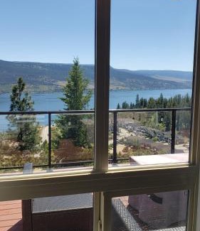 Central Okanagan House | La Casa Lakeside Resort - Amazing Panoramic View Lakeside House with Pools, Hot Tubs & More!