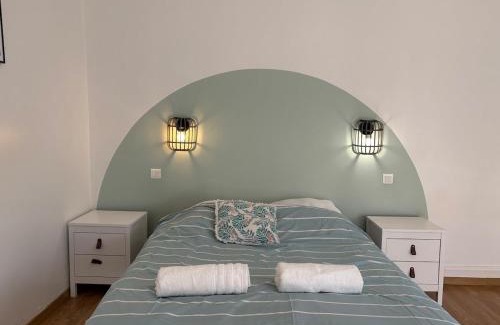 Trignac Apartment | La Casa Mexico - Terrasse & Parking privé