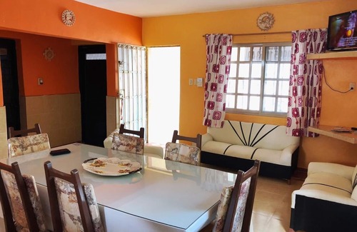 Chelem House | La casa naranja de chelem