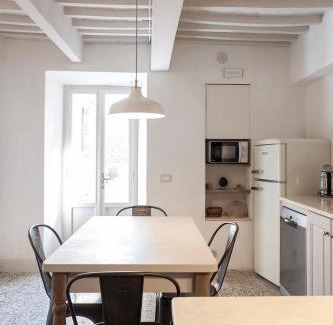 Suvereto House | La Casa nel Castello e la Terrazza sul Borgo