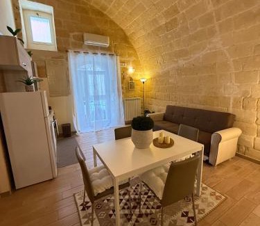 Canosa di Puglia Apartment | La casa nel tufo