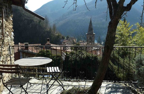 Molini di Triora House | La Casa Piccola Overlooking Molini Di Triora