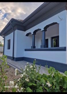Cetate House | La Casa