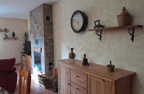 Bustares House | La Casa Rural de Alicia