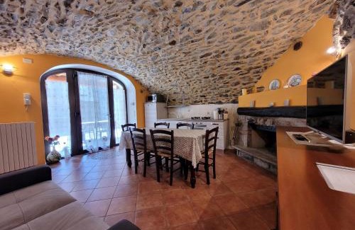 Bossico House | La Casa sull' Altopiano Mountain Lake Iseo hospitality