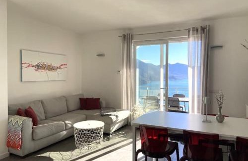 Zorzino Apartment | La casa sulla collina vista lago