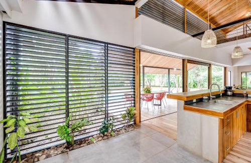 Matapalo House | La Casa Tico Tango