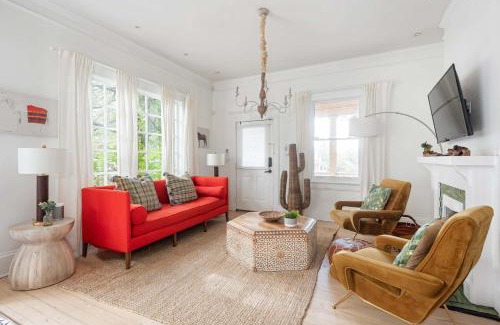 East Side House | La Casa