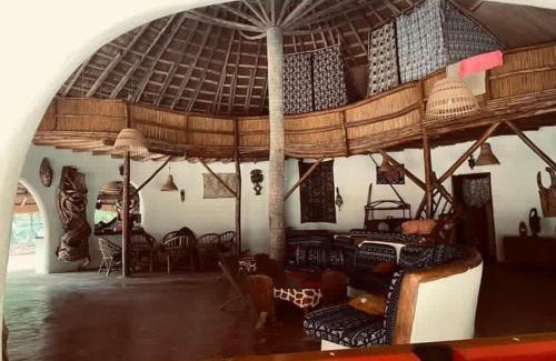 Cap Skirring Bed & Breakfast | La Case Girafe