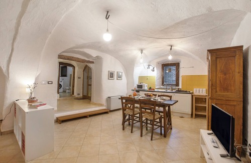 Usseaux Apartment | La Casetta Del Borgo, Usseaux, Italy