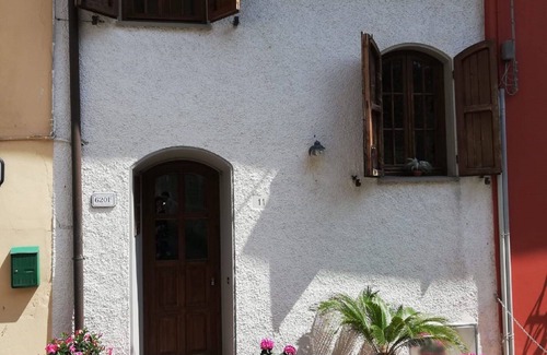 Corsanico House | La casetta del Sole