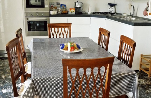 Torre Annunziata Apartment | La Casetta di Nonna Pina - Apartment with kitchen in the center