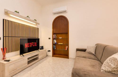 Zona LIII Tomba di Nerone Apartment | La Casetta di Naty