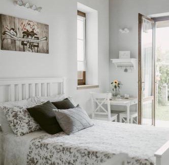 Case Nuove Bed & Breakfast | LA CASETTA Malpensa Guesthouse