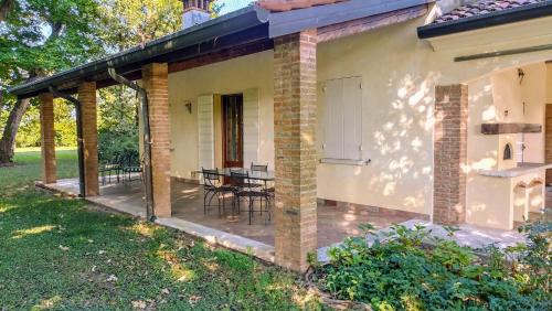 Curtatone House | La casetta nel bosco