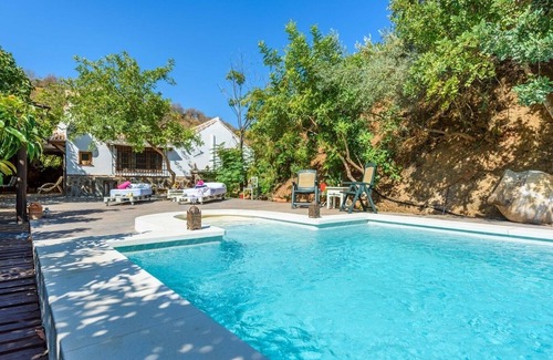 Guaro Villa | La Casilla Guaro by Ruralidays
