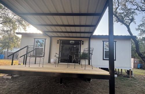 Lakehills House | La Casita 2.0 - Our Little piece of paradise in Lakehills