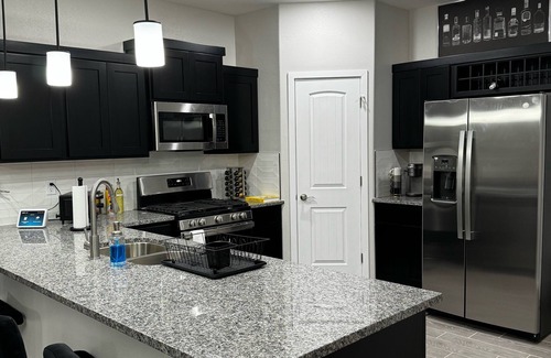Biggs Field House | La Casita 915- HOT TUB, family-friendly!