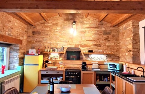 Begonte House | La Casita - a haven of peace to escape and relax, close to cities and beaches.