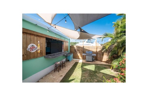 Fajardo House | La Casita de Angelica
