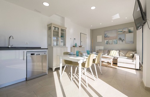 Rota House | LA CASITA DE CANDOR BEACH - Fantastic apartment near the sea in Rota with free WiFi and sh