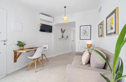 Pedregalejo Apartment | La casita de la esquina en Pedregalejo