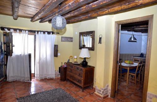 Tamajon House | La Casita de Leire